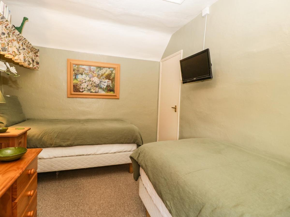 Cariad Cottage Ludlow Bagian luar foto